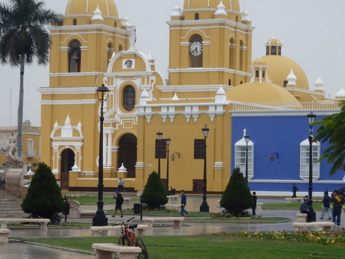 Walk about Trujillo, Peru.